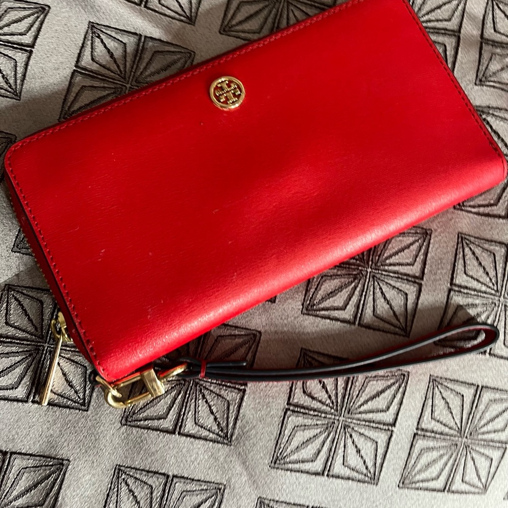 Tory burch wallet